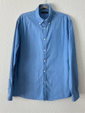 Tommy Hilfiger Men's Light Blue Button-Down Shirt